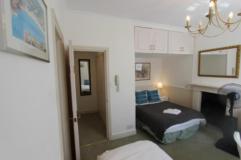 Stay In Serviced Apartments Queensway Londra Dış mekan fotoğraf