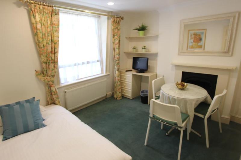 Stay In Serviced Apartments Queensway Londra Dış mekan fotoğraf